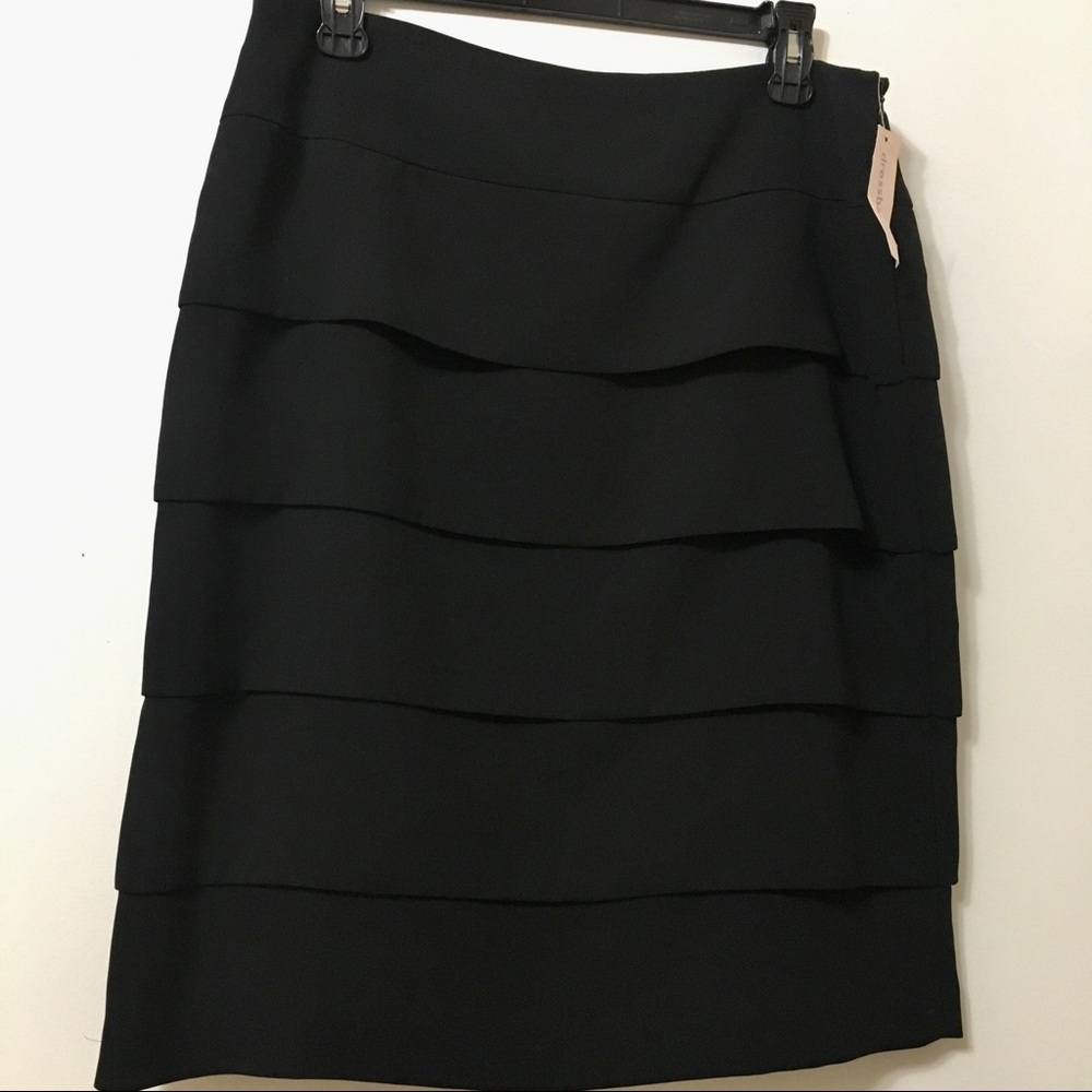 Jones Studio Elegant Black Tiered A-Line Skirt